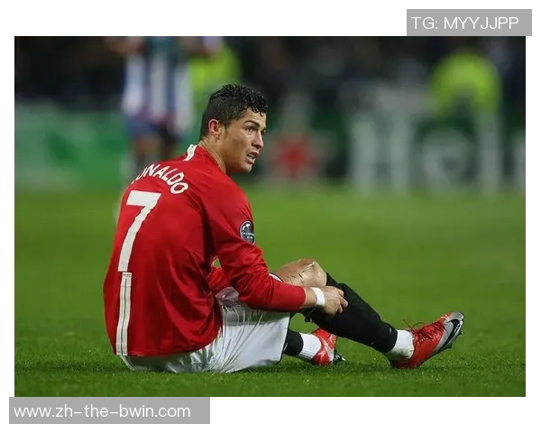 吉姆·拉特克利夫爵士与阿莫林在莱万多夫斯基转会计划上发生抵触